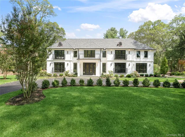 $6,299,999 | 12 Quaker Ridge Drive, Glen Head, NY 11545