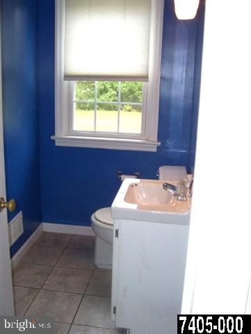 323 Pinehurst Road York, PA 17402 - Photo 8 of 16 Gallery Image 8