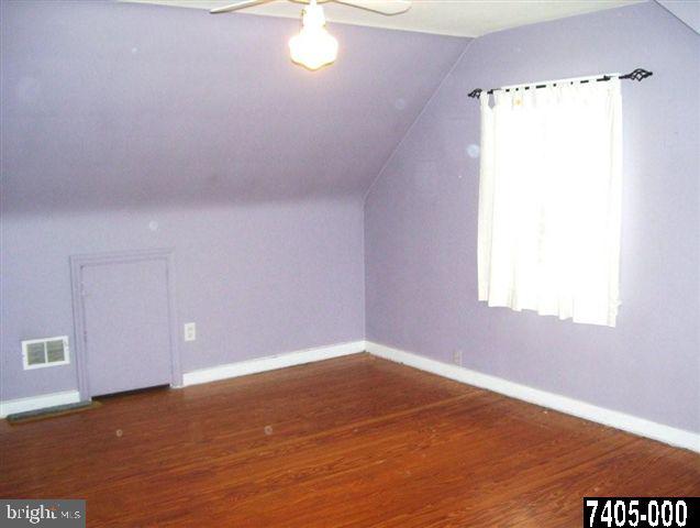 323 Pinehurst Road York, PA 17402 - Photo 9 of 16 Gallery Image 9