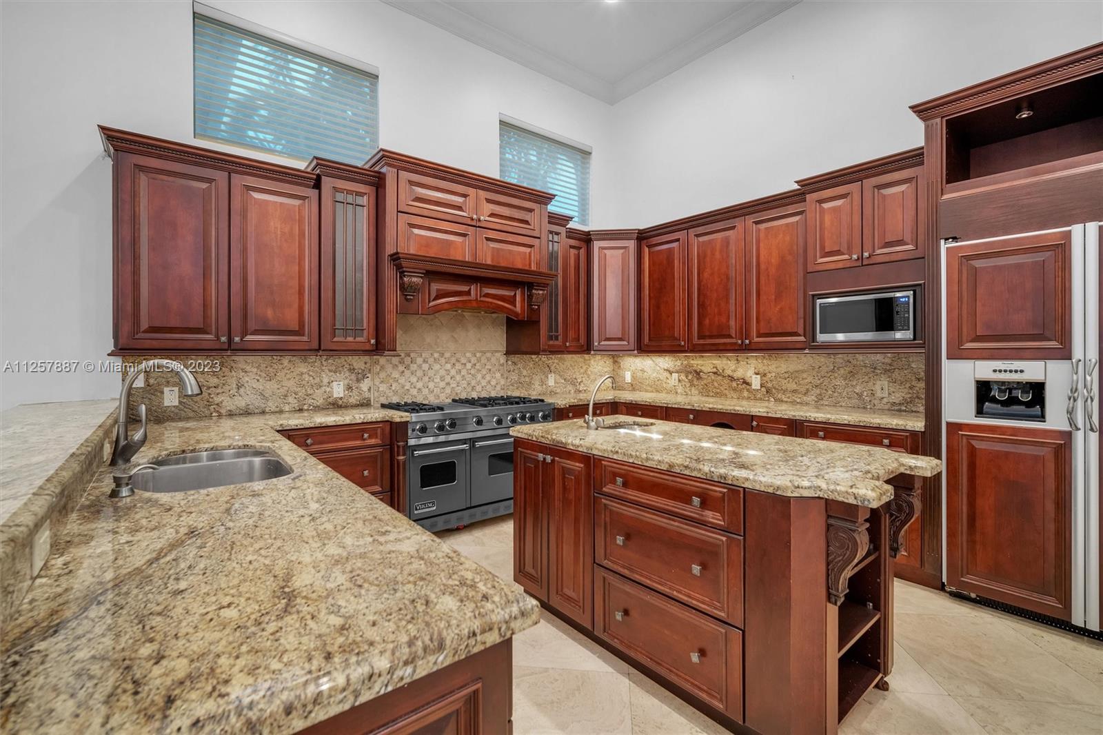 12850 Hunters Point Southwest Ranches, FL 33330 - Photo 20 of 63
