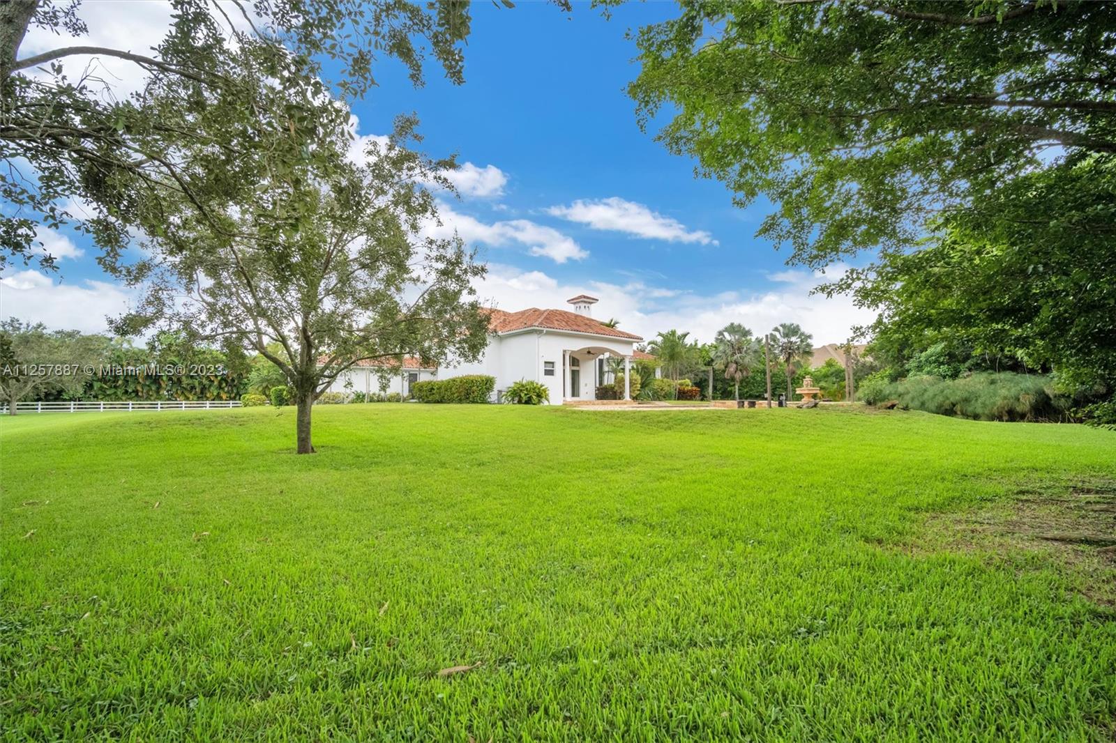 12850 Hunters Point Southwest Ranches, FL 33330 - Photo 52 of 63