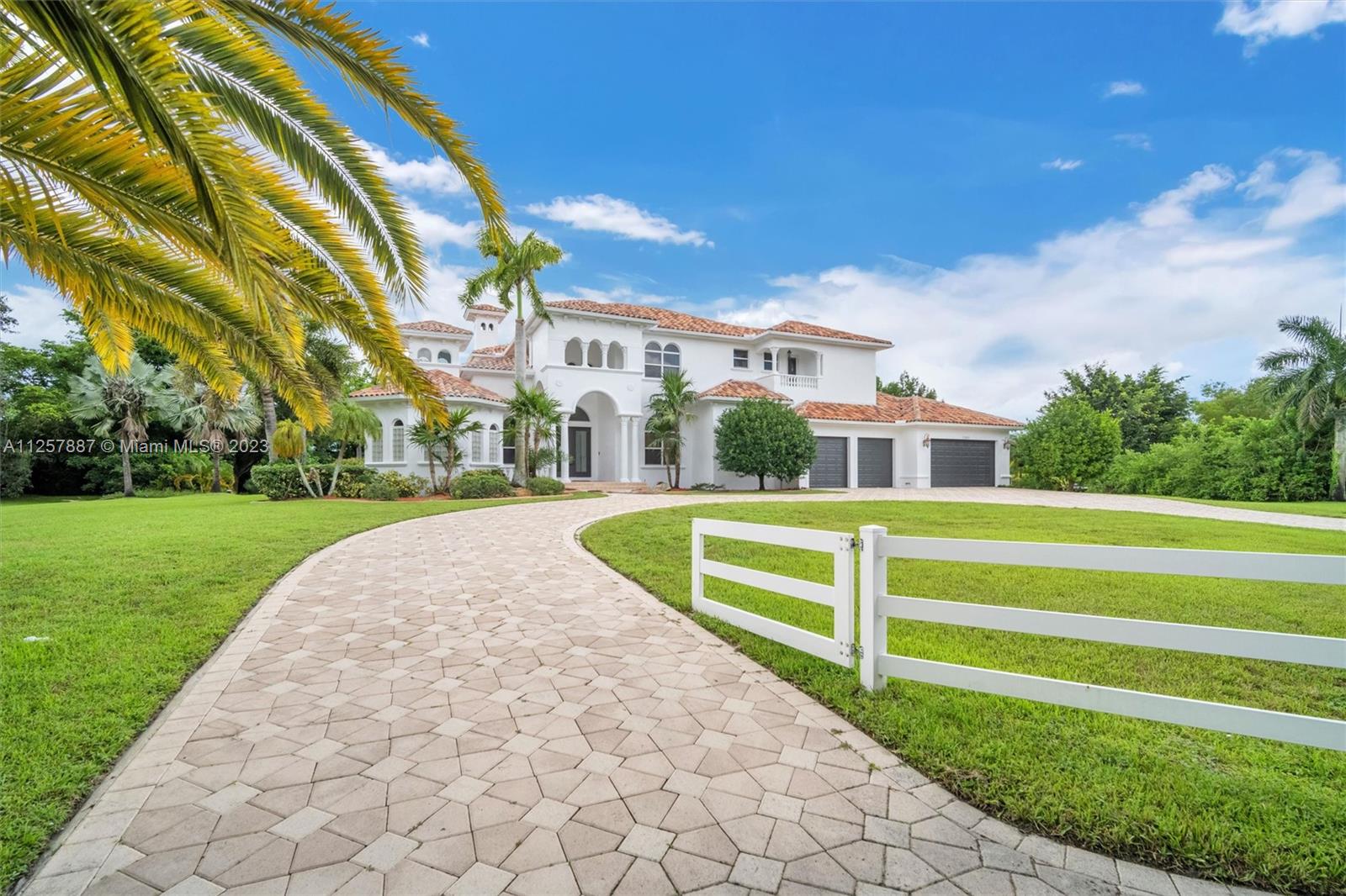 12850 Hunters Point Southwest Ranches, FL 33330 - Photo 8 of 63