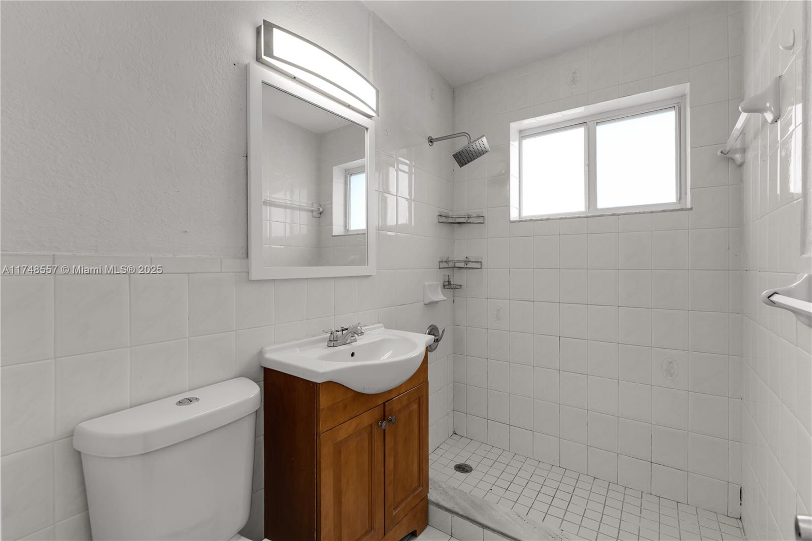 4641 Southwest 112th Avenue Miami, FL 33165 - Photo 20 of 45 Gallery Image 20