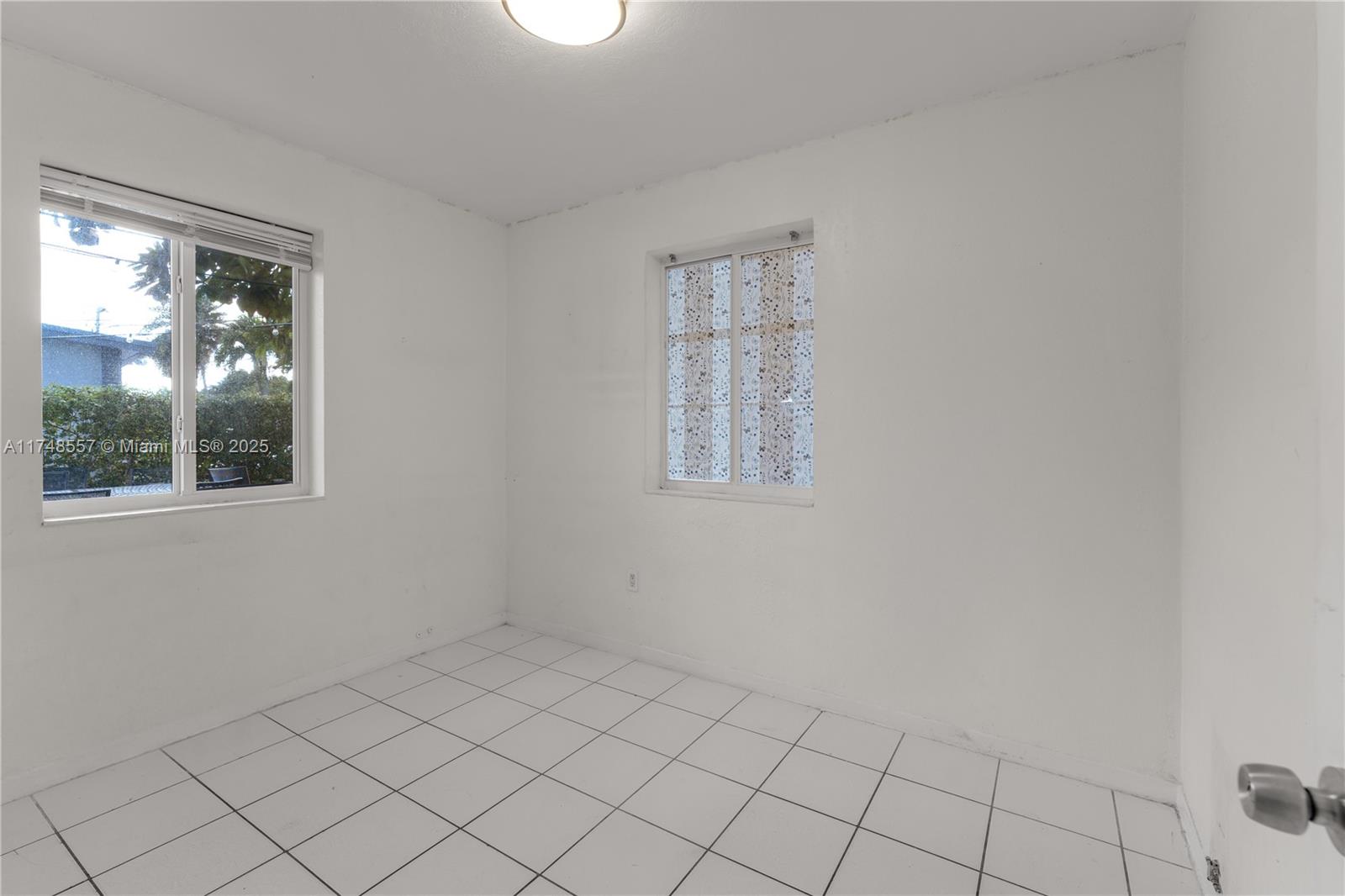 4641 Southwest 112th Avenue Miami, FL 33165 - Photo 21 of 45 Gallery Image 21