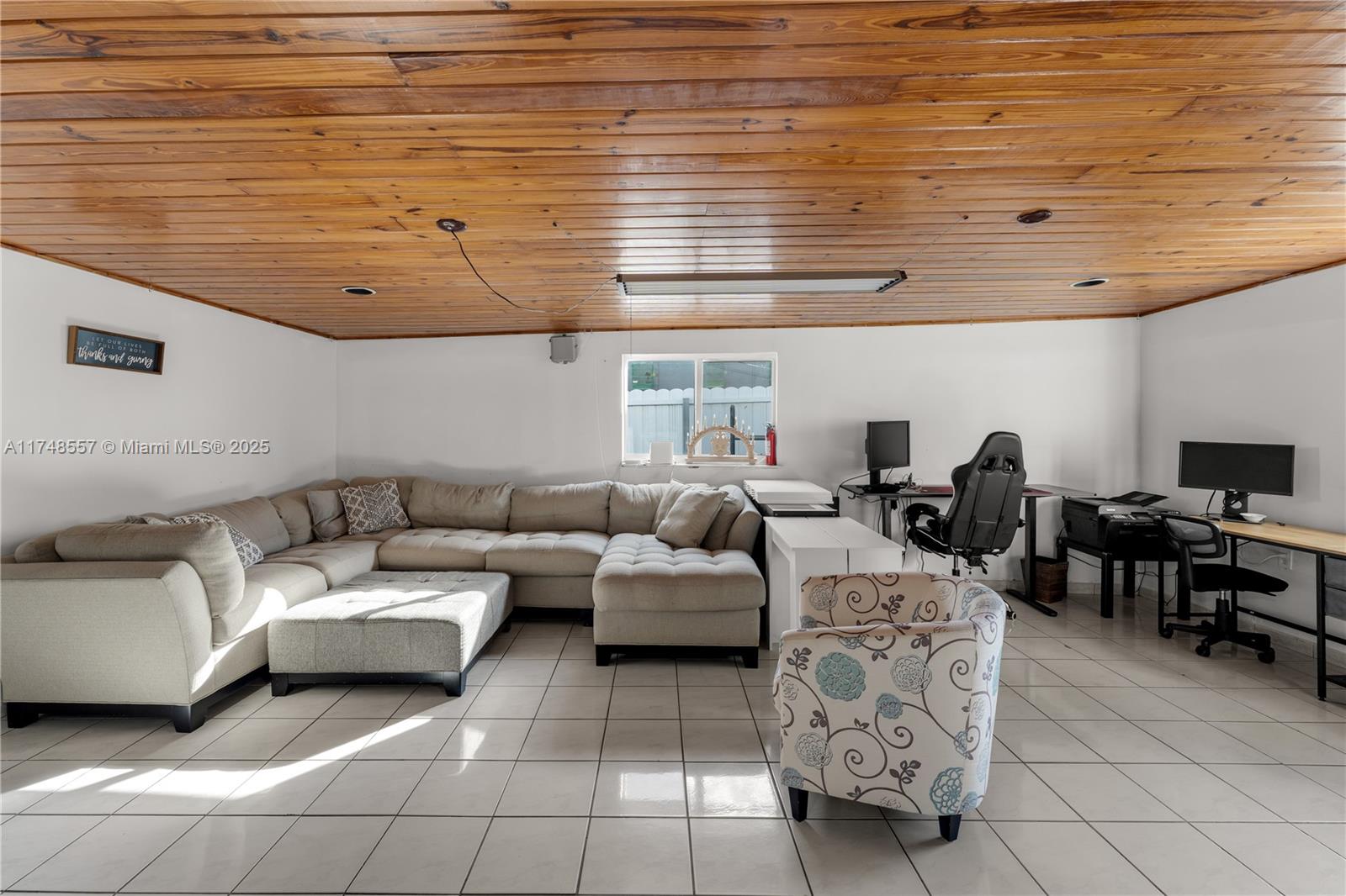 4641 Southwest 112th Avenue Miami, FL 33165 - Photo 25 of 45 Gallery Image 25