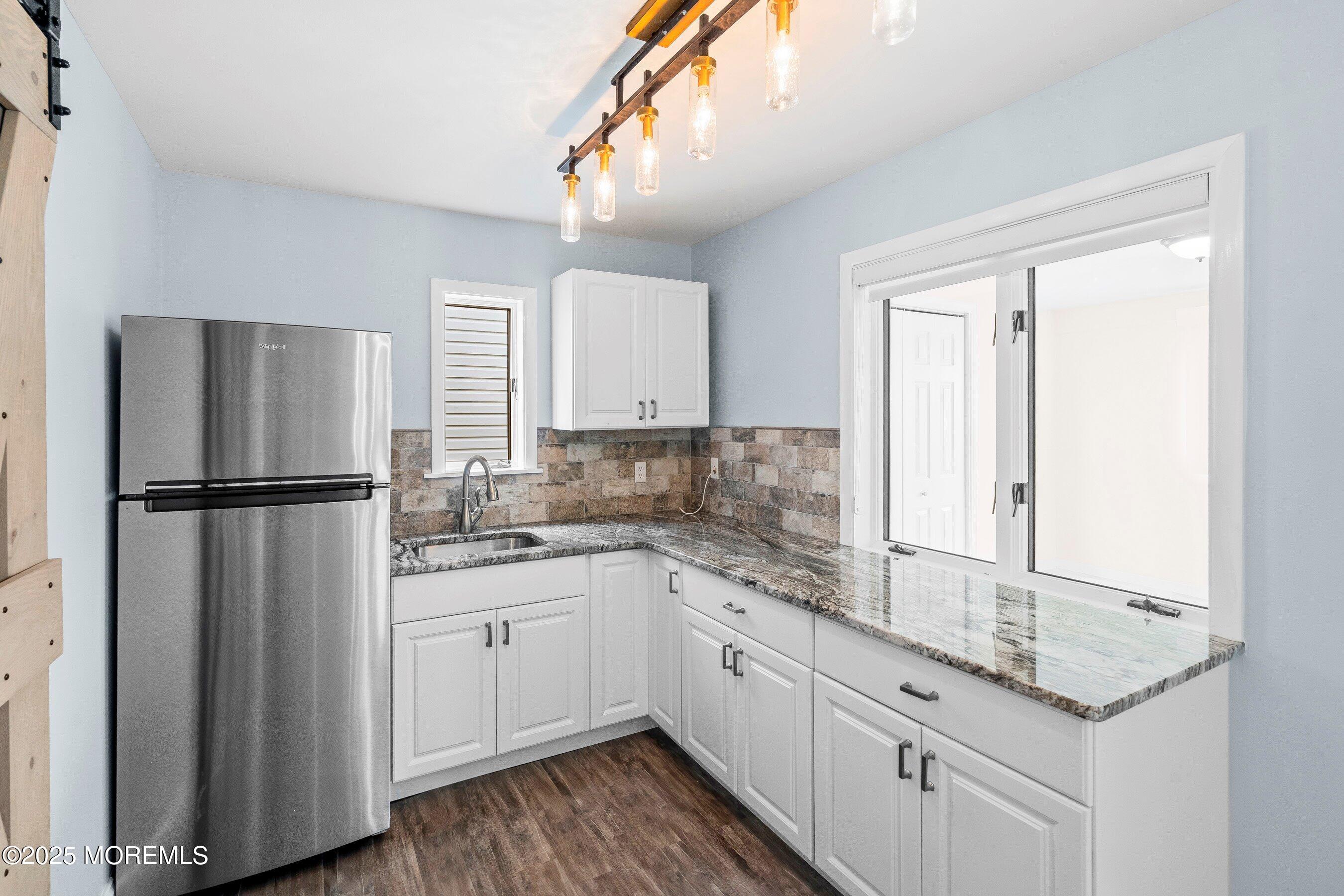 63 Rochester Drive Brick, NJ 08723 - Photo 15 of 48 10-Wet Bar 1A