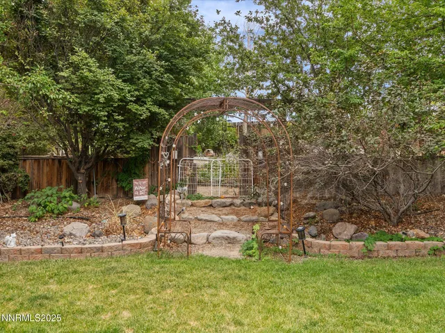 $472,500 | 1353 Winnies Lane, Fernley, NV 89408