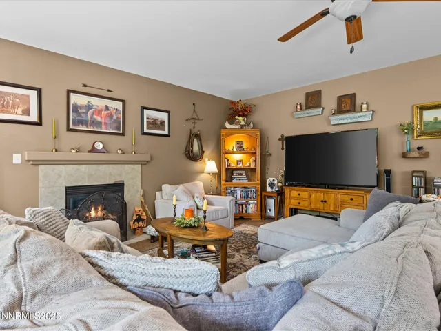 $472,500 | 1353 Winnies Lane, Fernley, NV 89408