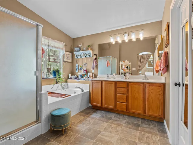 $472,500 | 1353 Winnies Lane, Fernley, NV 89408