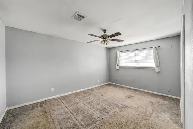 $189,000 | 6015 West Airport Boulevard, Houston, TX 77035