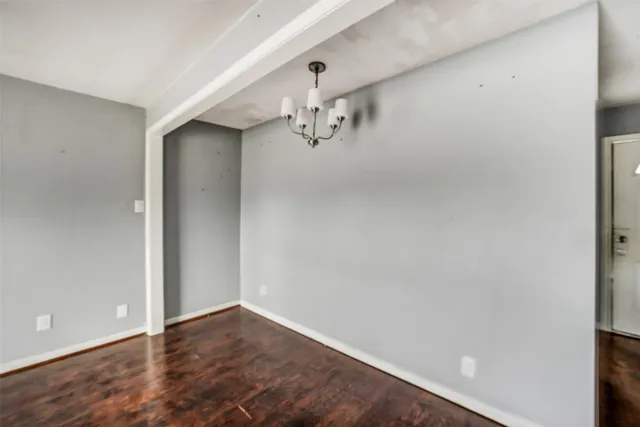 $189,000 | 6015 West Airport Boulevard, Houston, TX 77035