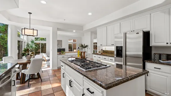 $1,569,000 | 15 Vincent Lane, Novato, CA 94945