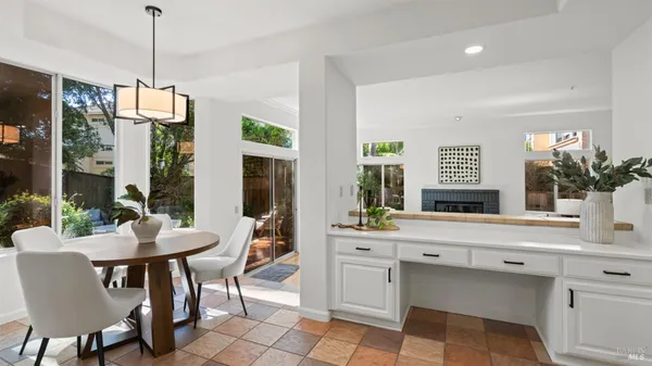 $1,569,000 | 15 Vincent Lane, Novato, CA 94945