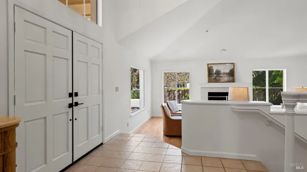 $1,569,000 | 15 Vincent Lane, Novato, CA 94945