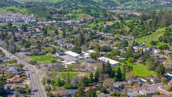 $1,569,000 | 15 Vincent Lane, Novato, CA 94945