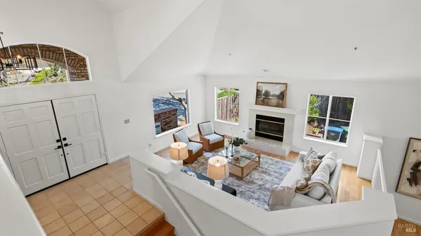 $1,569,000 | 15 Vincent Lane, Novato, CA 94945