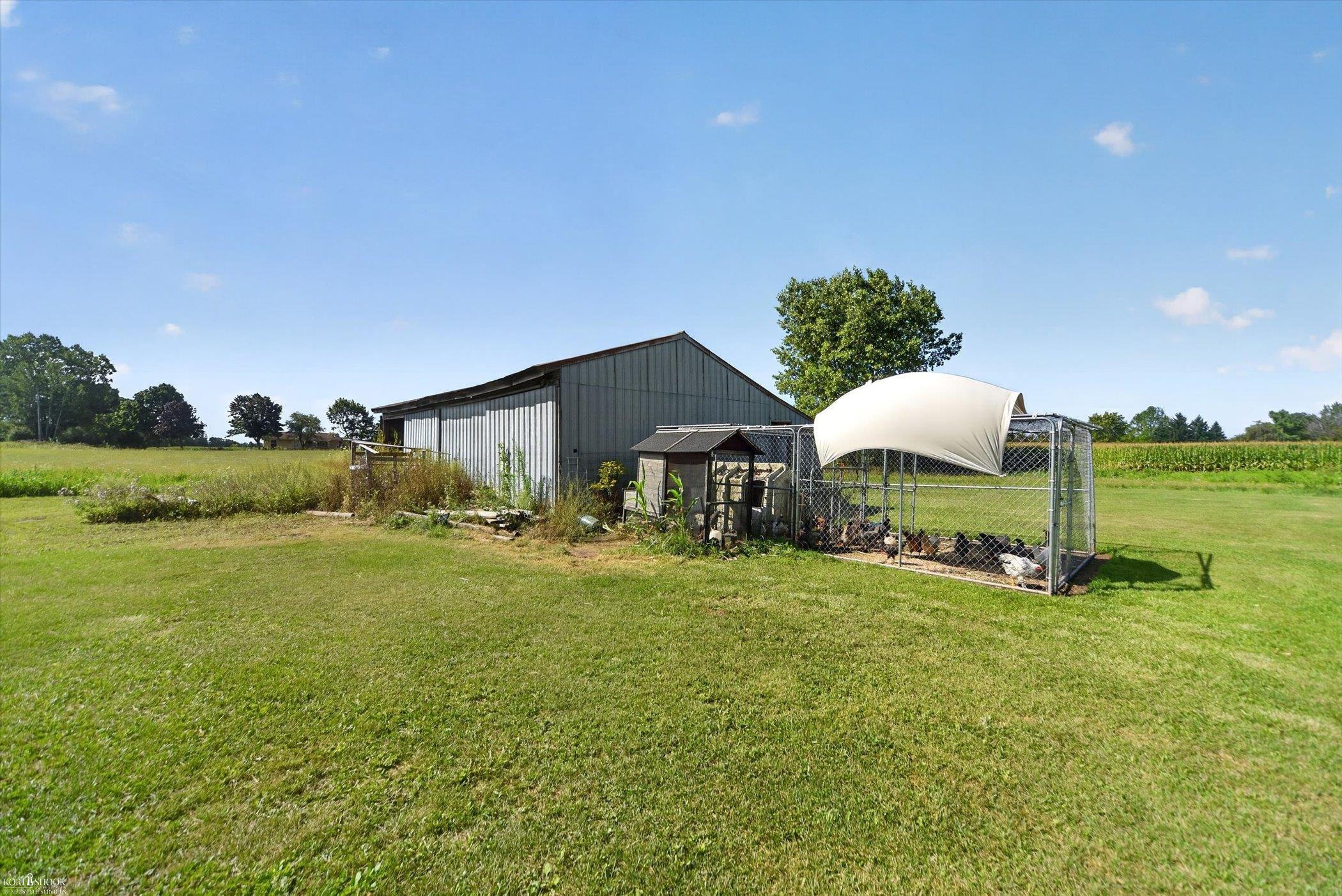 3970 Britton Road Bancroft, MI 48414 - Photo 24 of 28 Gallery Image 24