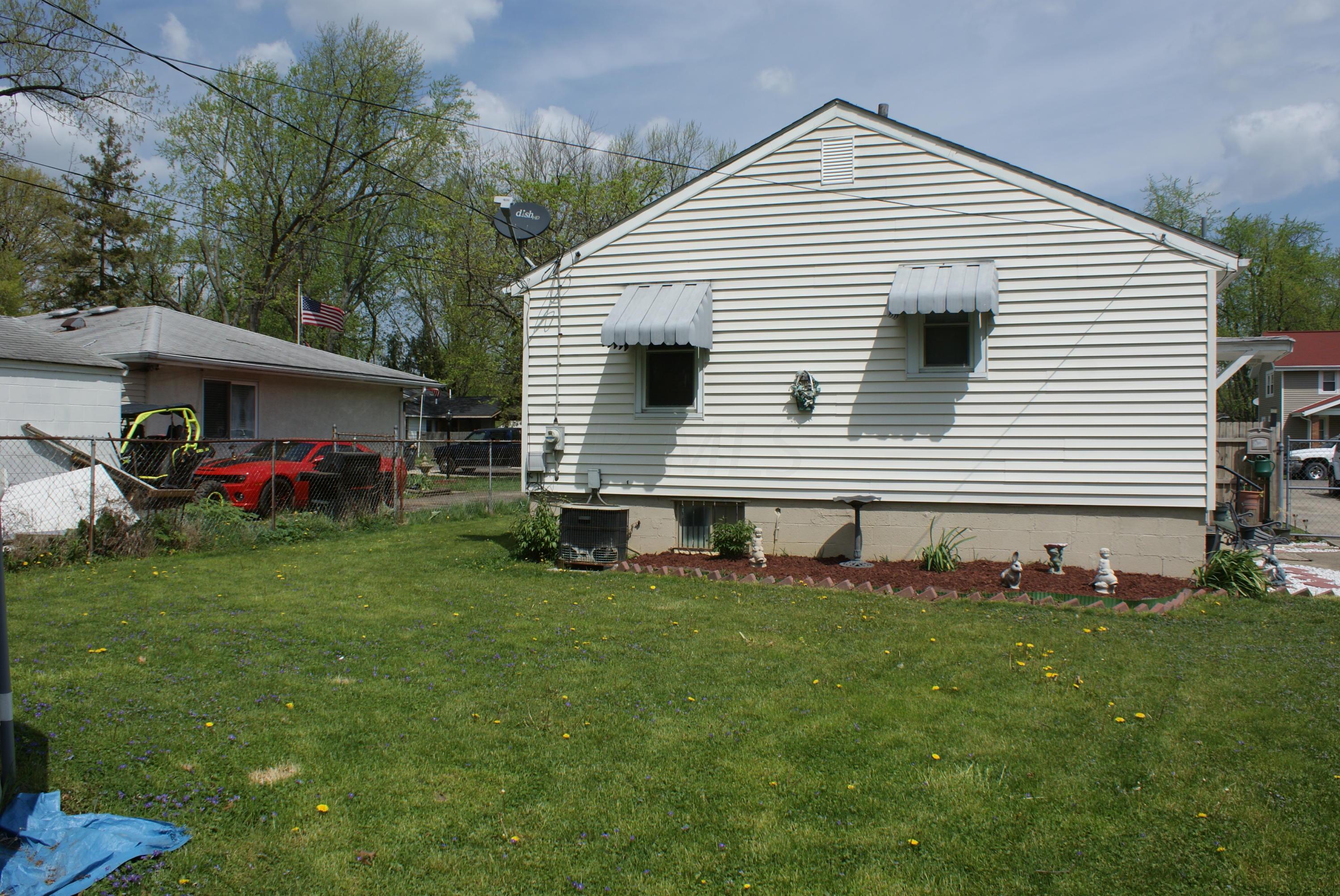 1927 Case Road Columbus, OH 43224 - Photo 6 of 20