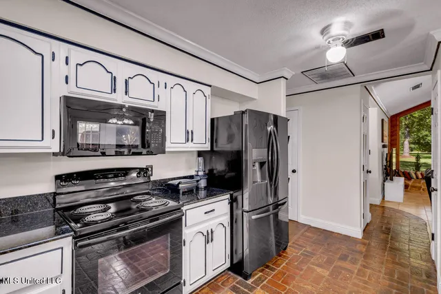 $356,000 | 2512 Old Shell Landing Road, Ocean Springs, MS 39564