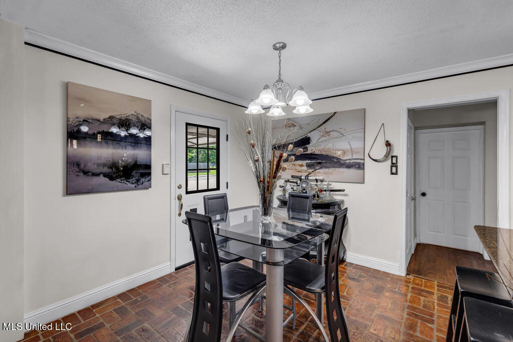 2512 Old Shell Landing Road Ocean Springs, MS 39564 - Photo 17 of 55 2512OldShellLanding-17