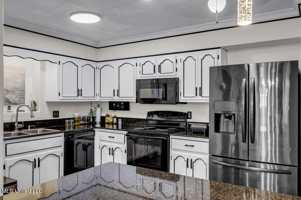 2512 Old Shell Landing Road Ocean Springs, MS 39564 - Photo 19 of 55 2512OldShellLanding-19