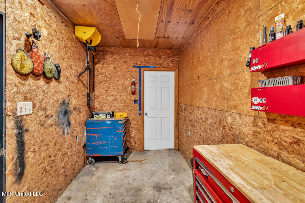 2512 Old Shell Landing Road Ocean Springs, MS 39564 - Photo 33 of 55 2512OldShellLanding-33