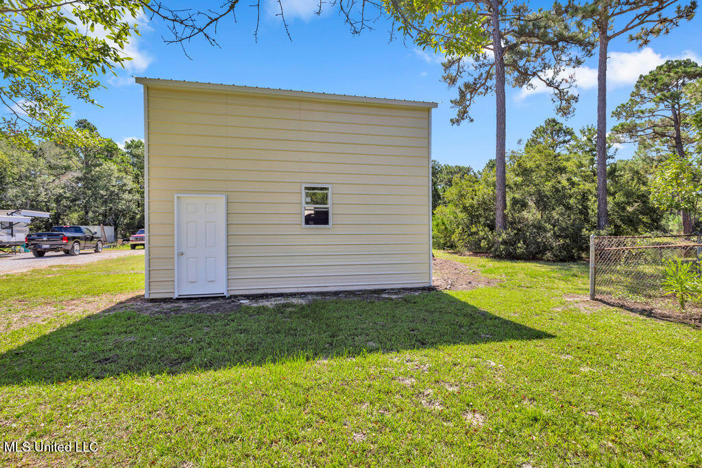 2512 Old Shell Landing Road Ocean Springs, MS 39564 - Photo 38 of 55 2512OldShellLanding-38