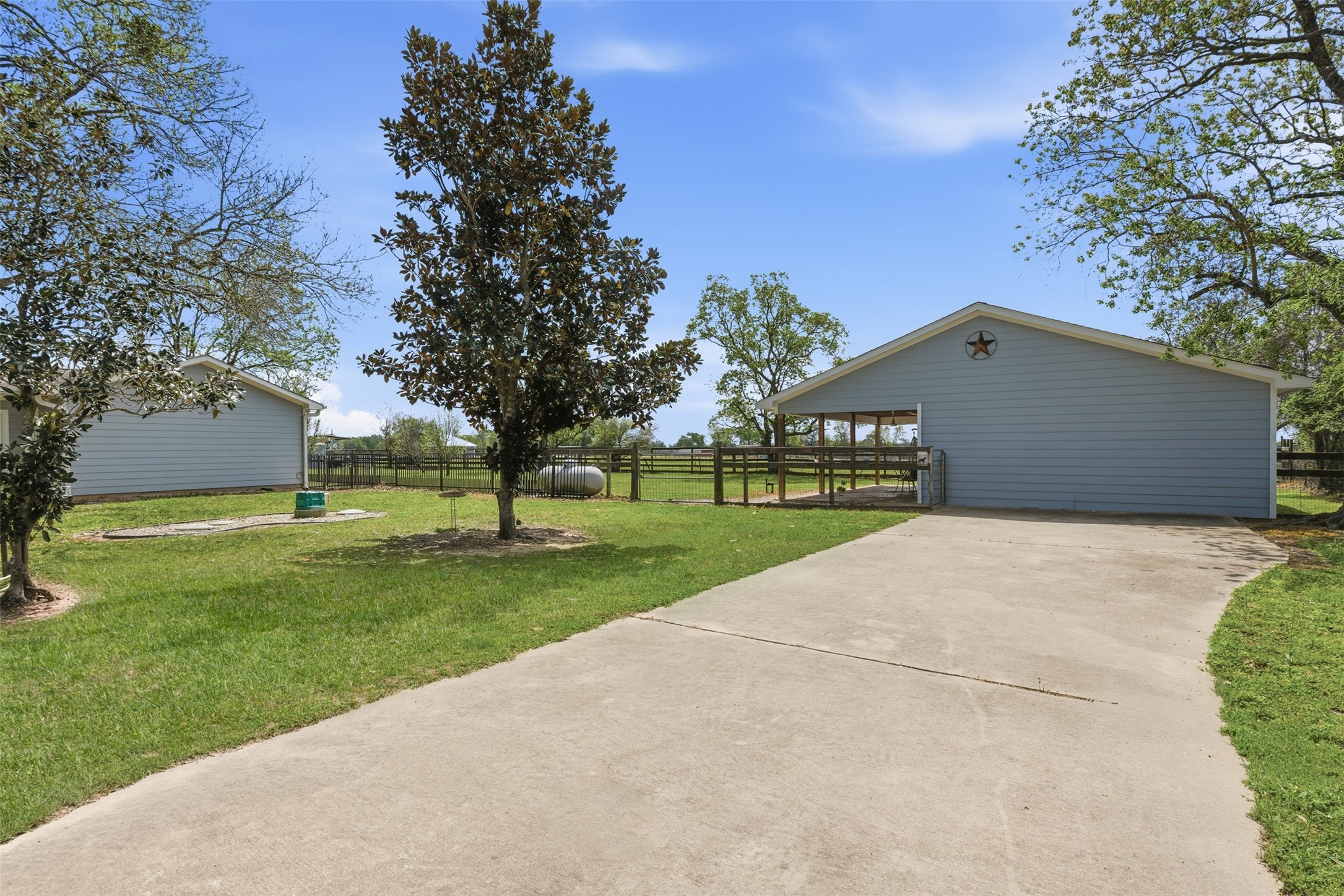 36455 Joe Loggins Road Hempstead, TX 77445 - Photo 27 of 40 Gallery Image 27