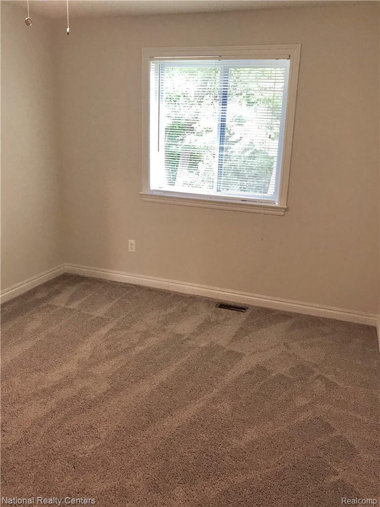 16132 Meadowbrook Road Redford, MI 48240 - Photo 18 of 32 Bedroom