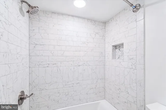 a sign that is on the side of the road