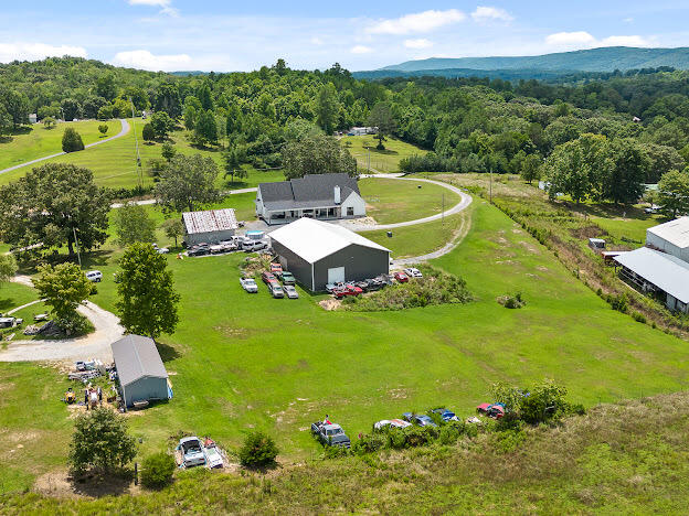 915 Pickett Road Sale Creek, TN 37373 - Photo 8 of 78 IMG_2171
