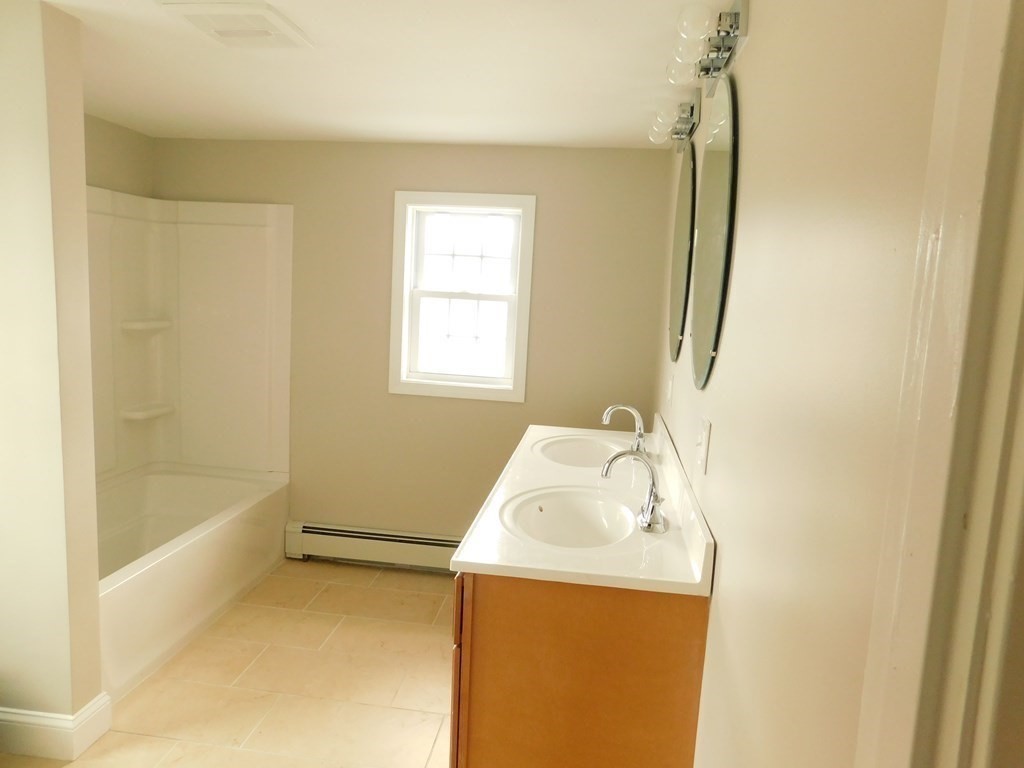 1031 Newhall Street Fall River, MA 02721 - Photo 21 of 23 Gallery Image 21