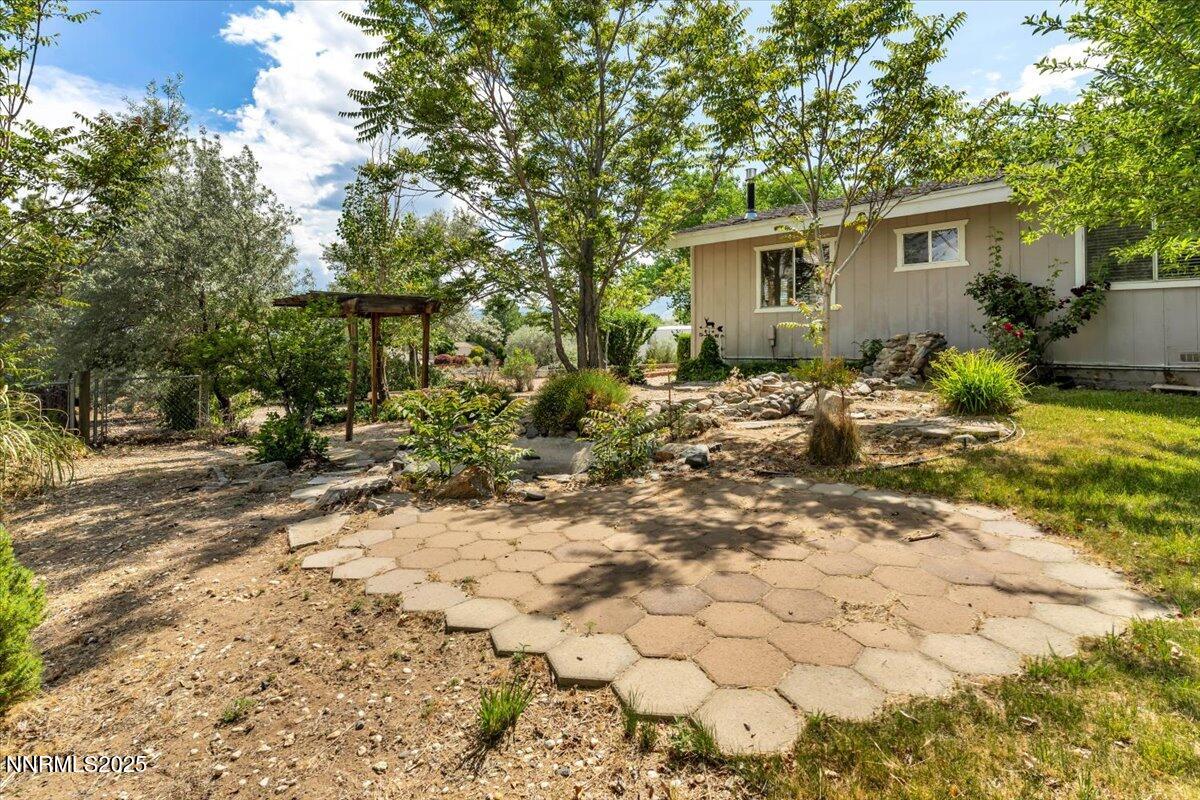 1809 Franklin Road Carson City, NV 89706 - Photo 8 of 40 46-Photo45