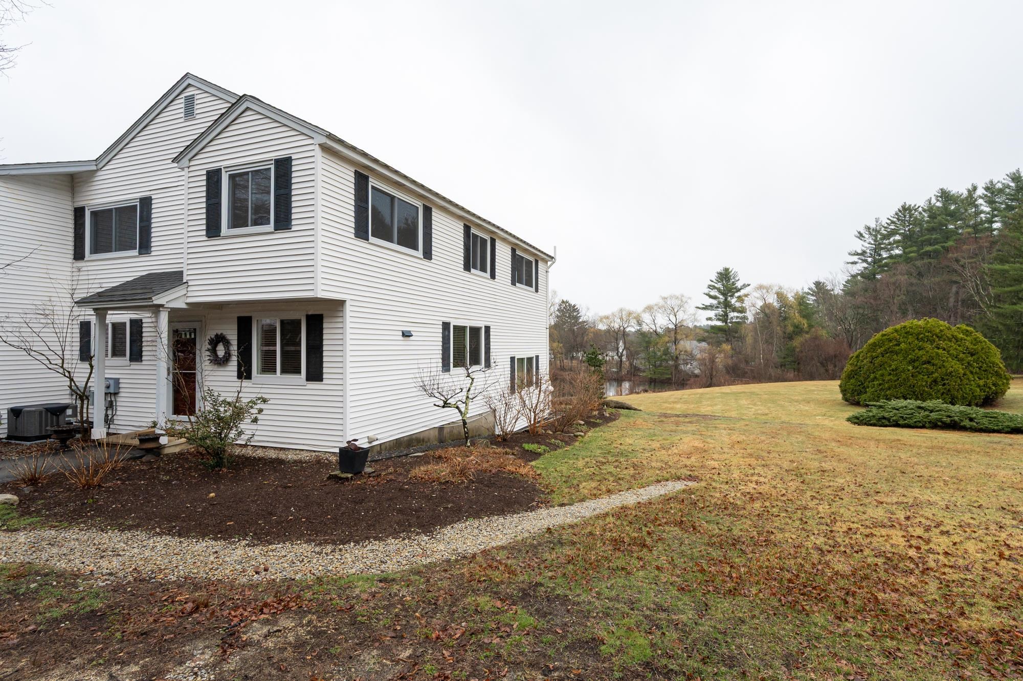 135 Amherst Street, Unit 26 Amherst, NH 03031 - Photo 2 of 50