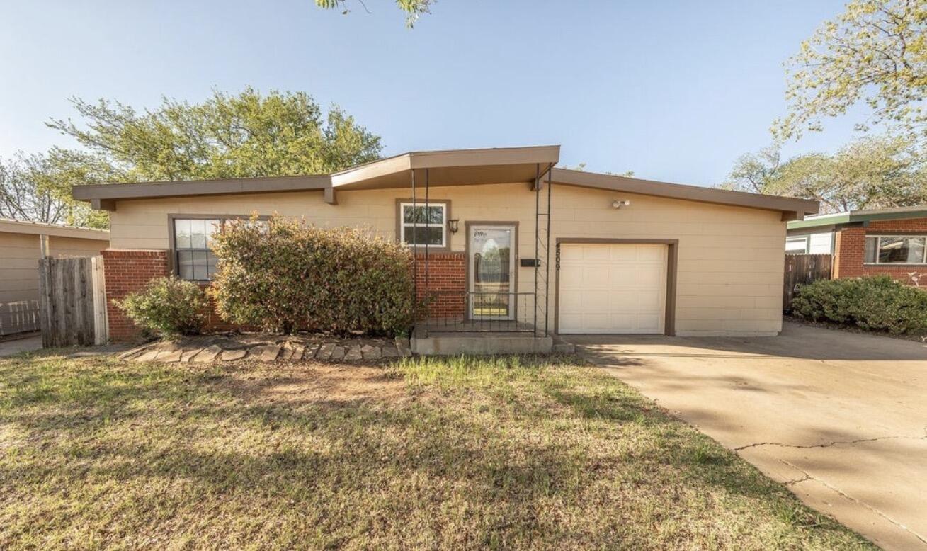 4509 44th Street Lubbock, TX 79414 - Photo 1 of 1 IMG_1663
