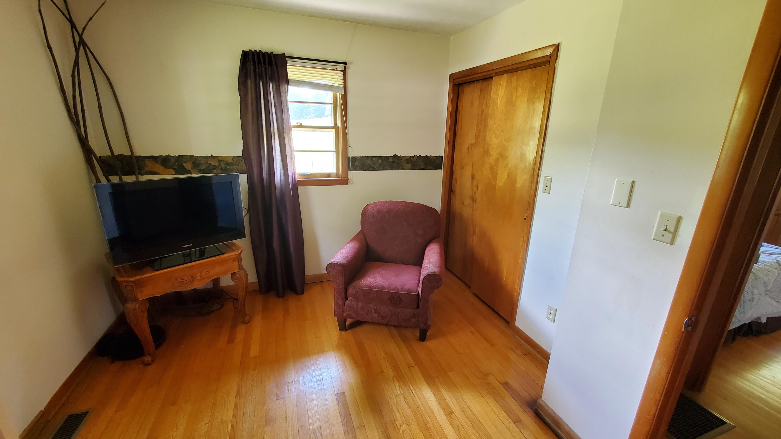 2875 Pointer Creek Road Science Hill, KY 42553 - Photo 17 of 81 Bedroom 2