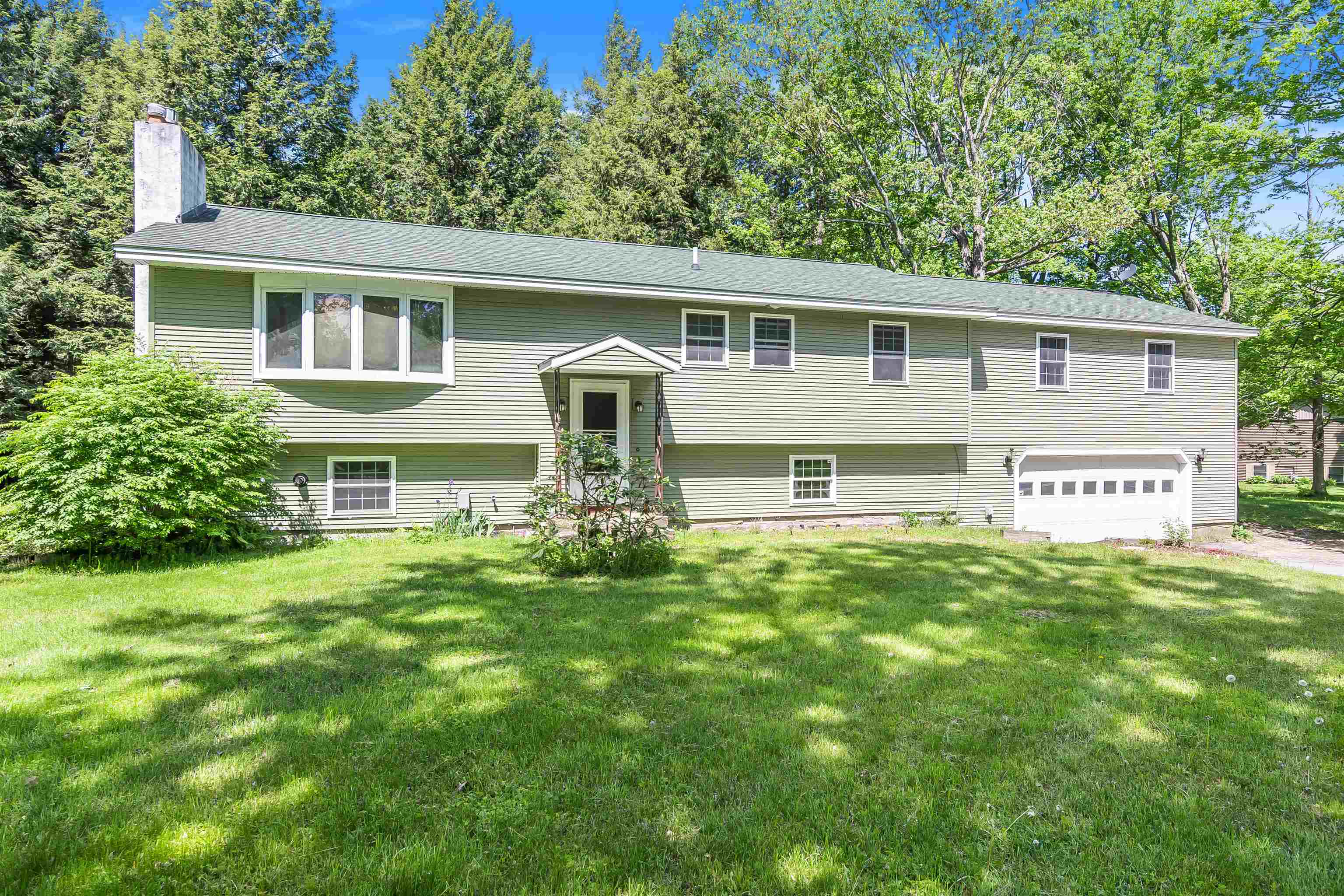 215 Meadow Ridge Lane Georgia, VT 05468 - Photo 1 of 37 Gallery Image 1