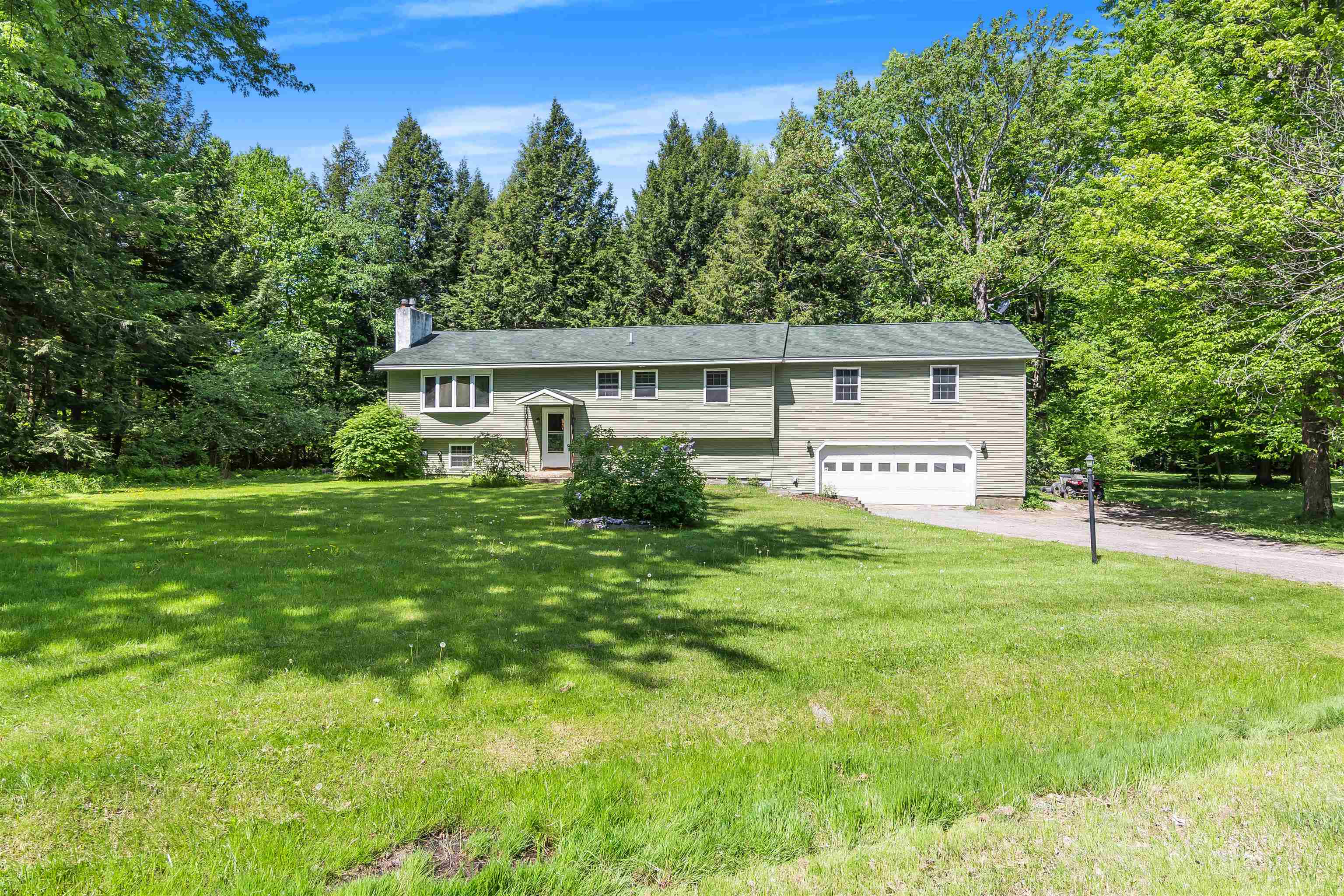 215 Meadow Ridge Lane Georgia, VT 05468 - Photo 3 of 37 Gallery Image 3