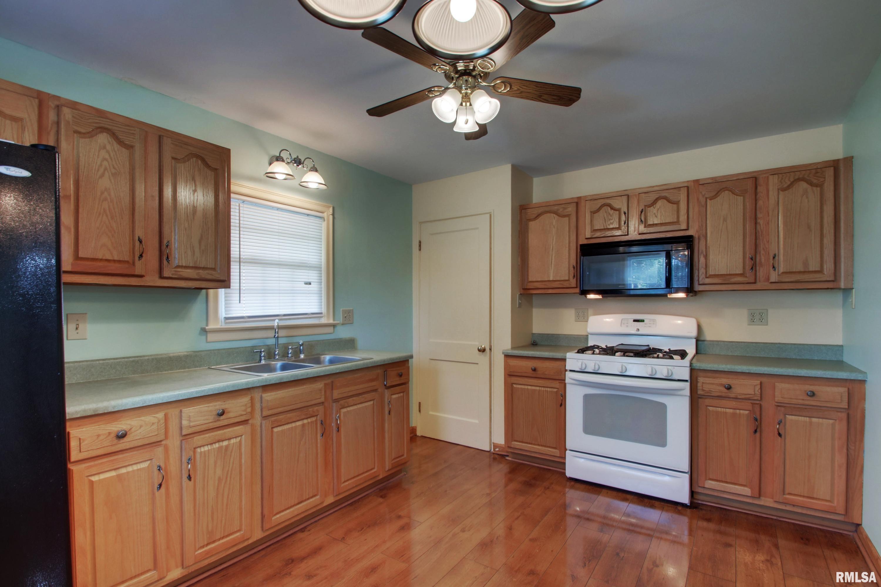 2415 Cherry Street Quincy, IL 62301 - Photo 5 of 20