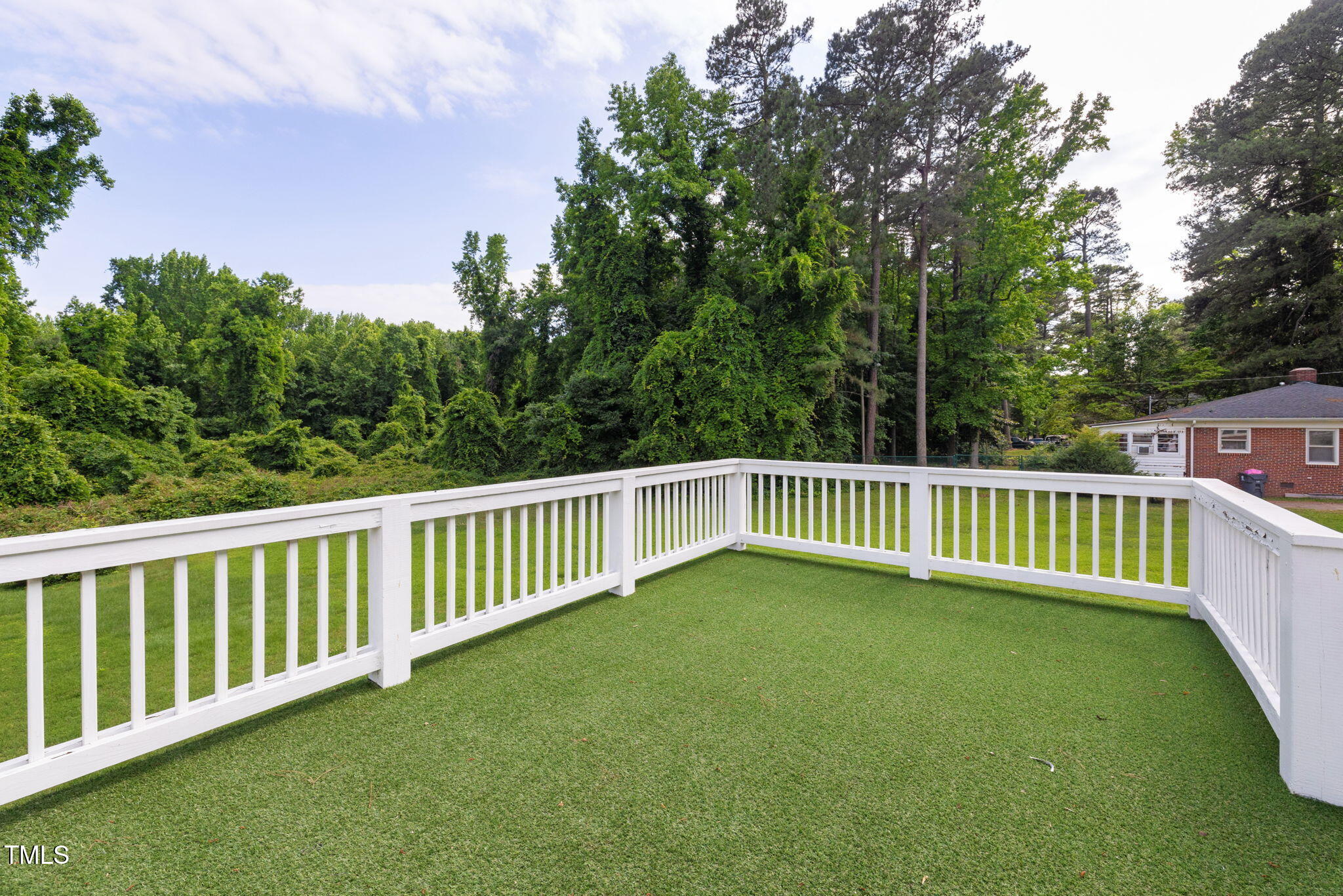 2315 Oxford Road Henderson, NC 27536 - Photo 49 of 62 Elevated Deck