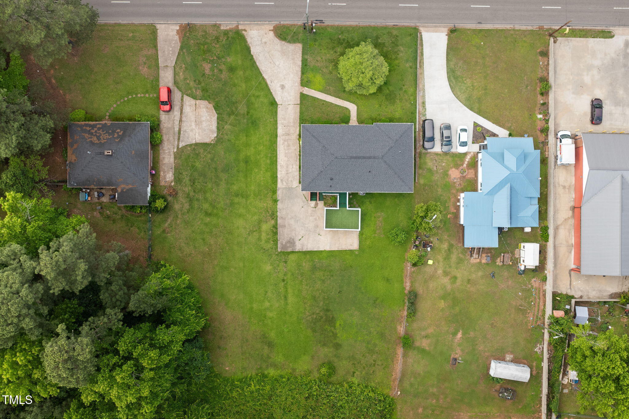 2315 Oxford Road Henderson, NC 27536 - Photo 59 of 62 an aerial view of residential house with outdoor space and swimming pool