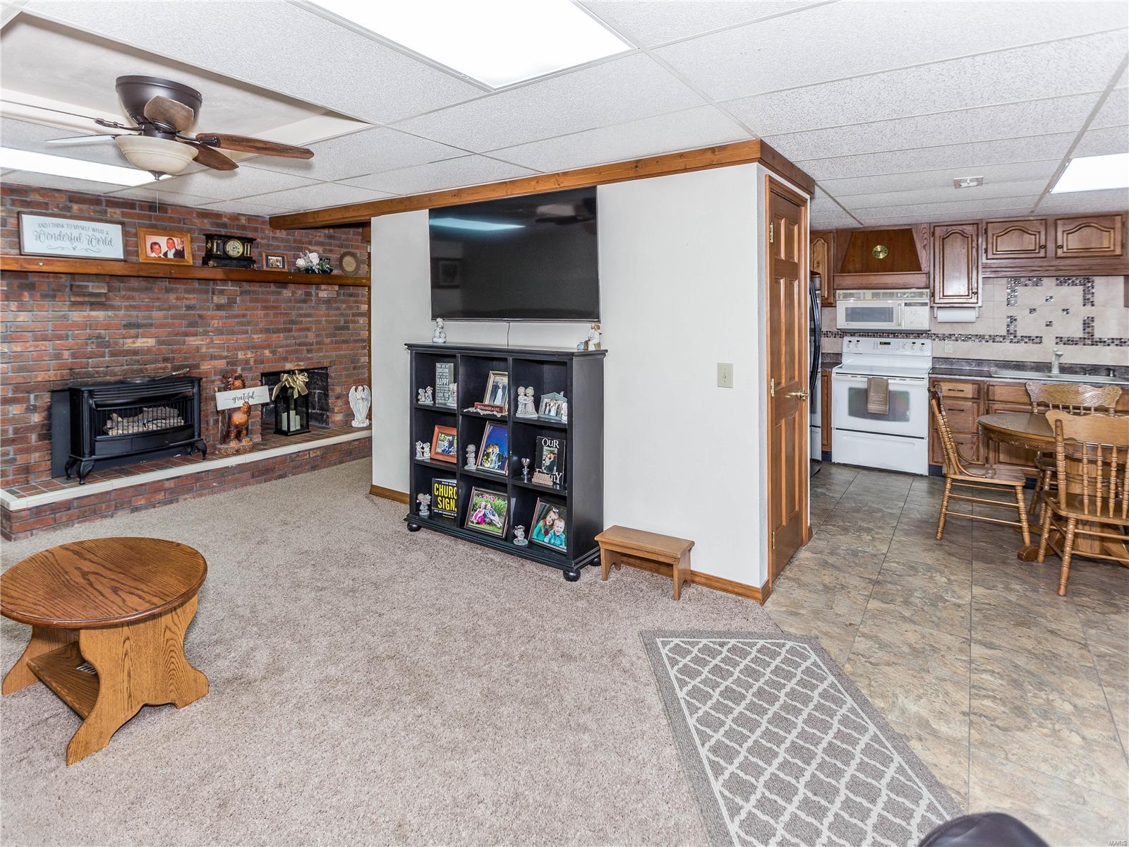 8530 Steele Lane Troy, IL 62294 - Photo 47 of 49