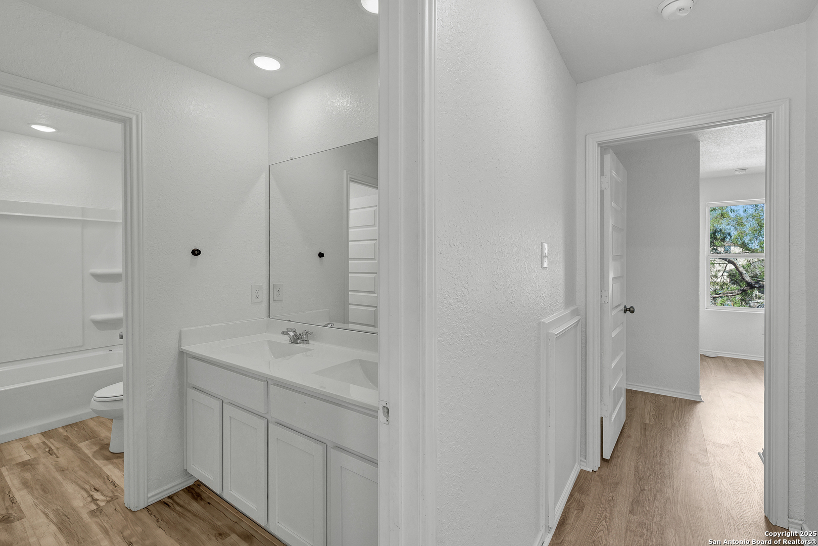 5719 Hematite Rim San Antonio, TX 78222 - Photo 23 of 33