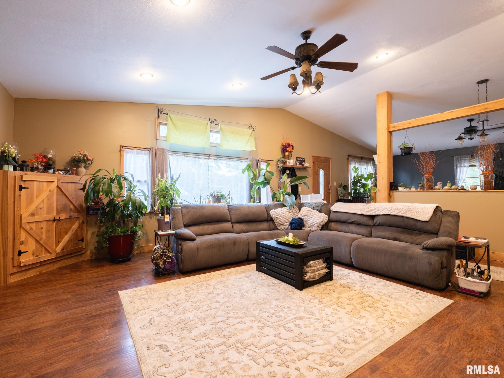 406 West Fast Avenue Mackinaw, IL 61755 - Photo 6 of 51