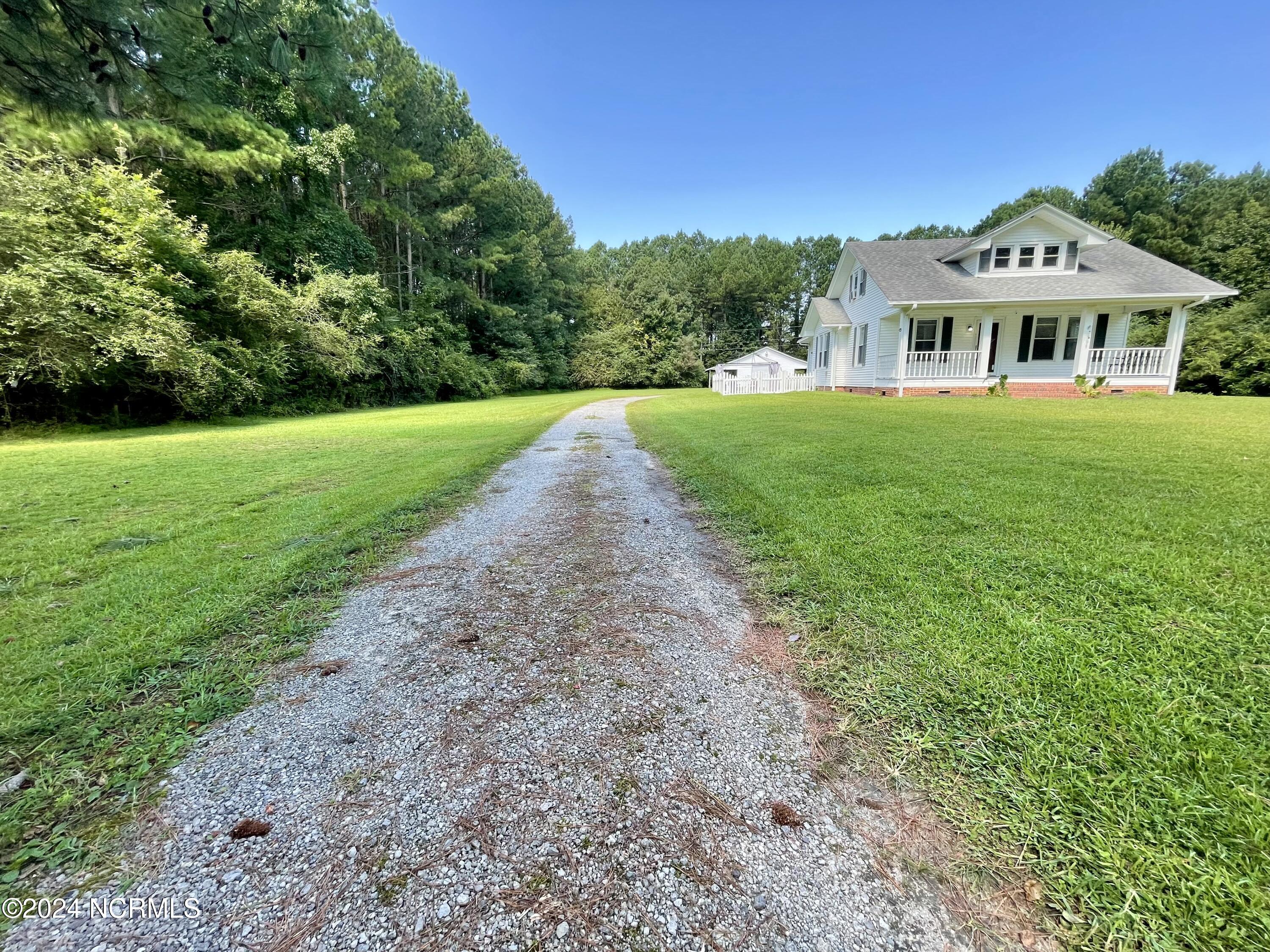 101 Perkins Road Gatesville, NC 27938 - Photo 3 of 33 IMG_3955