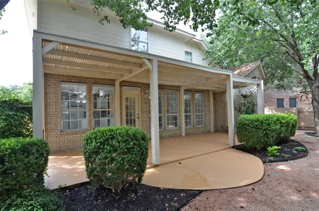 front view of house with a yard