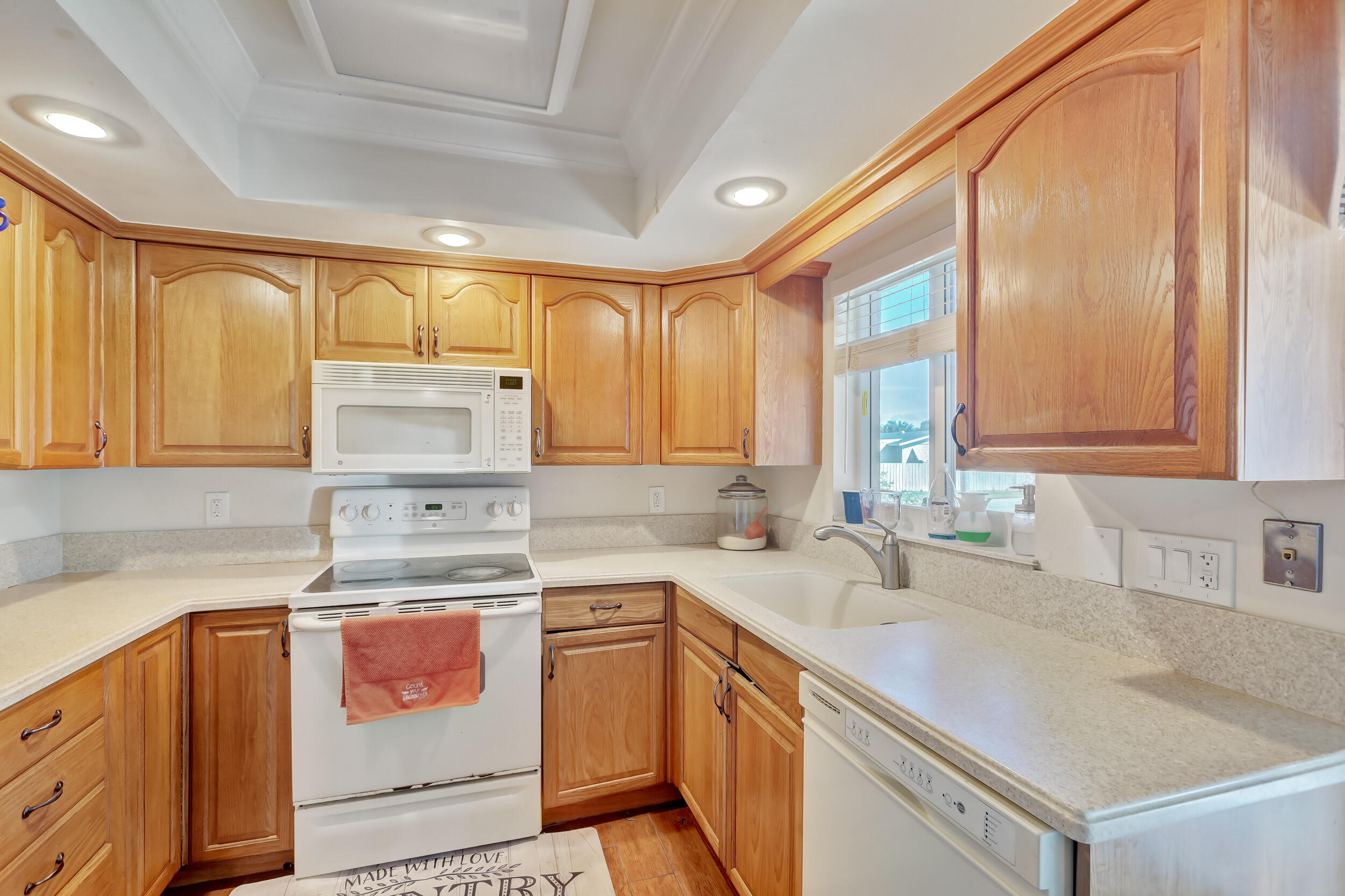 3294 Capri Road Palm Beach Gardens, FL 33410 - Photo 15 of 45 17_17_320a1868