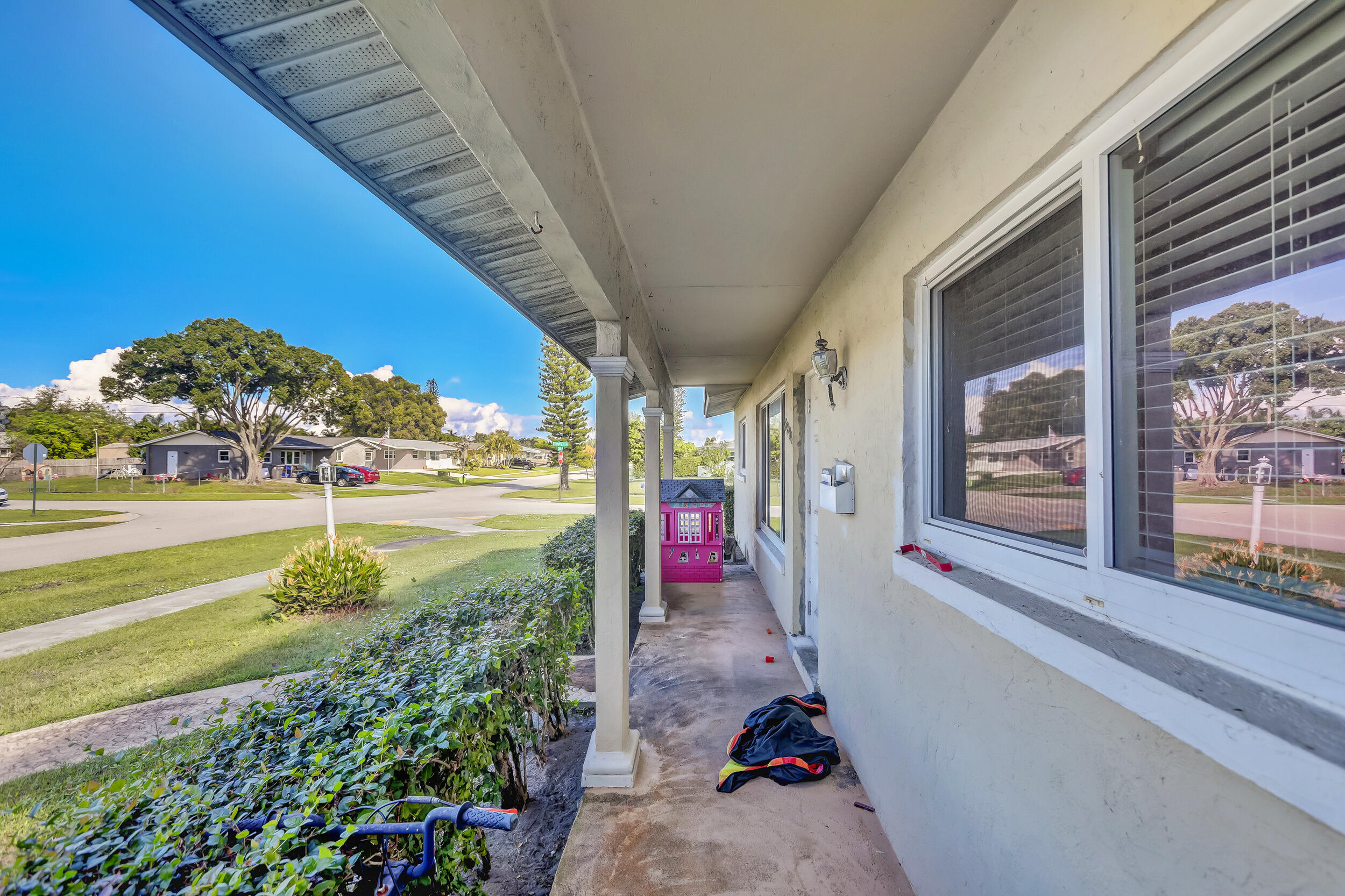 3294 Capri Road Palm Beach Gardens, FL 33410 - Photo 3 of 45 05_05_320a2003
