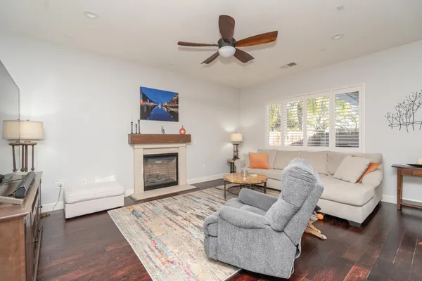 $925,000 | 425 Rockcliff Court, Roseville, CA 95747