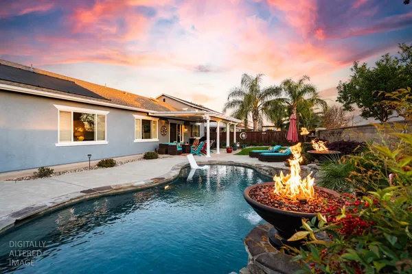 $925,000 | 425 Rockcliff Court, Roseville, CA 95747